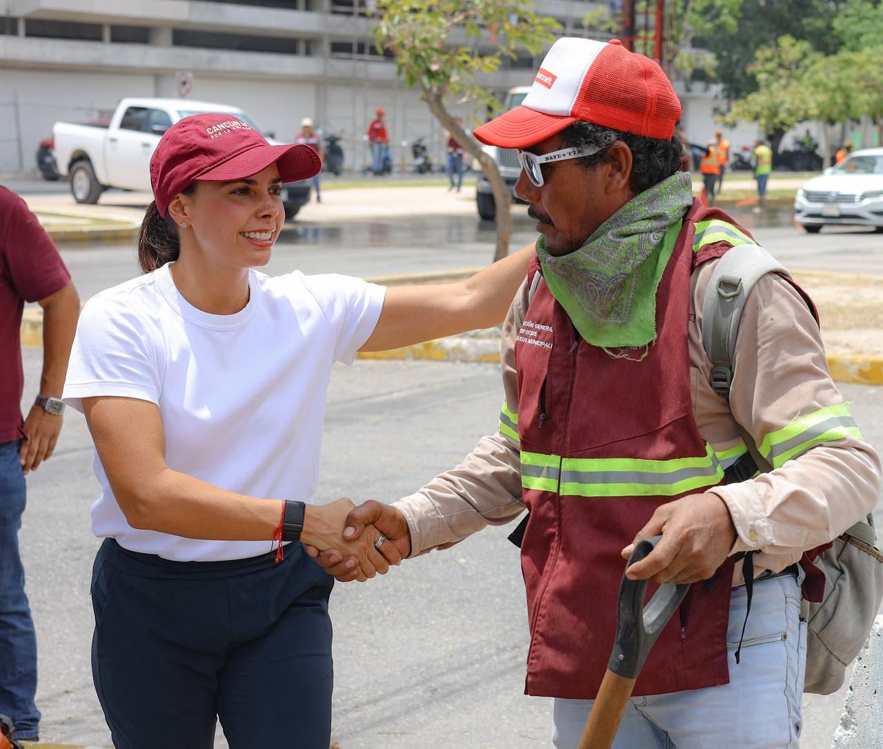 uploads/6/32/01 (1896).Jpeg